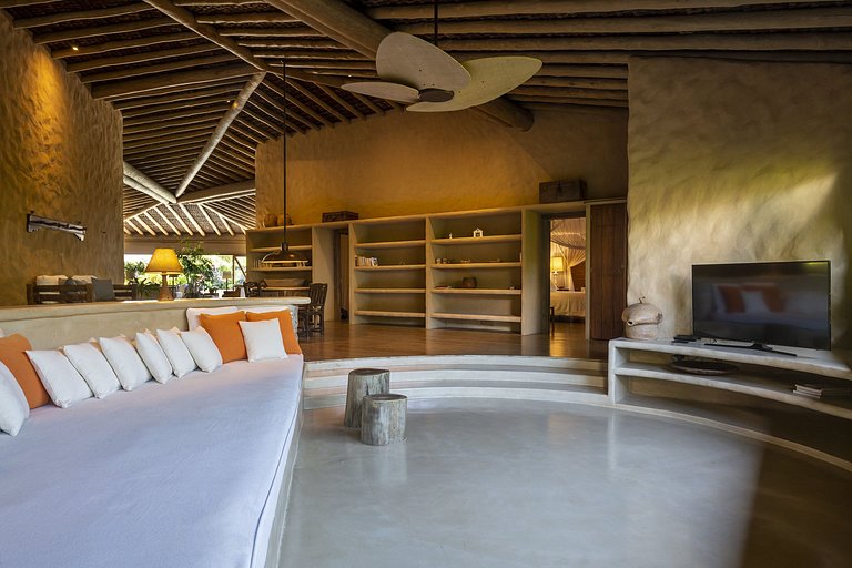 Beautiful house with pool in Trancoso