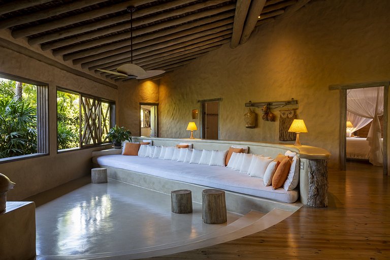 Beautiful house with pool in Trancoso