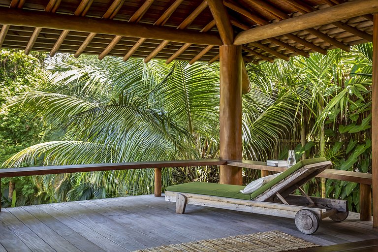 Seven-suite villa in Trancoso