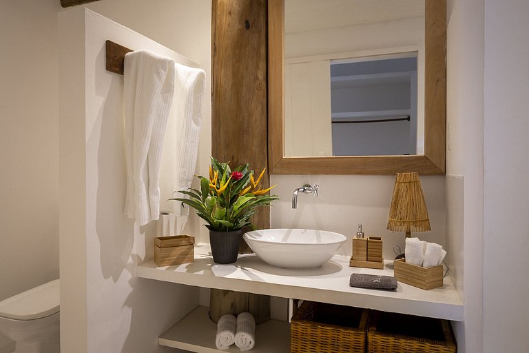 Seven-suite villa in Trancoso