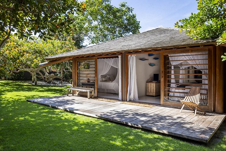 Seven-suite villa in Trancoso