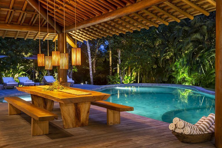 Seven-suite villa in Trancoso