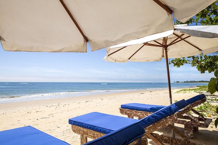 Seven-suite villa in Trancoso
