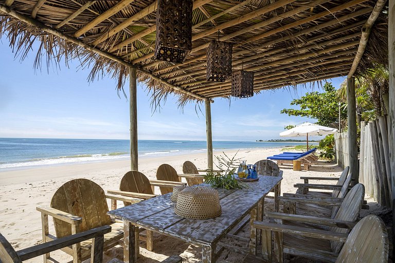 Seven-suite villa in Trancoso