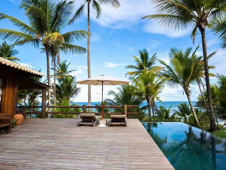 Casa frente mar com 2 piscinas em Itacaré - Itc019