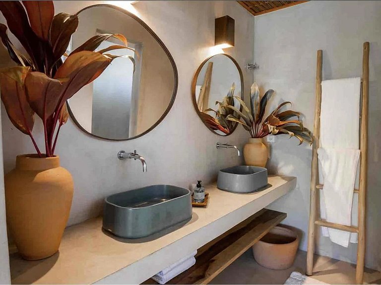 Casa fronte mare con 2 piscine a Itacaré - Itc019