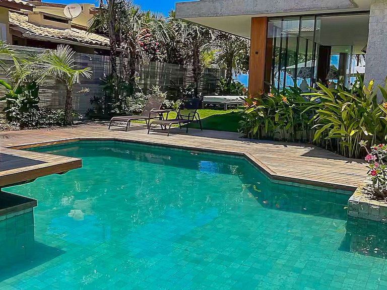6 beachfront suites in Guarajuba