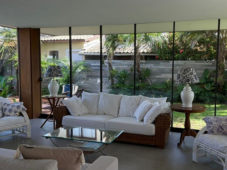 6 beachfront suites in Guarajuba