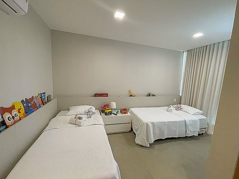 6 beachfront suites in Guarajuba