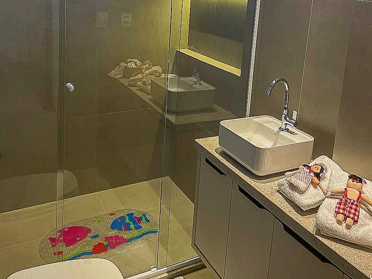 6 suites pé na areia em Guarajuba - Cam001