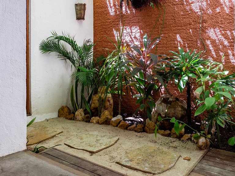 Casa frente mar com 7 quartos em Taiba - Cea009