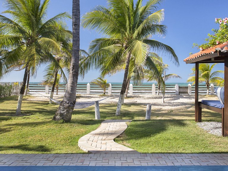 Sea front house with 7 bedrooms in Taiba - Cea009