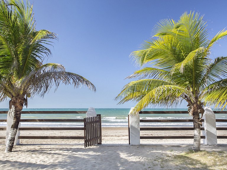 Sea front house with 7 bedrooms in Taiba - Cea009