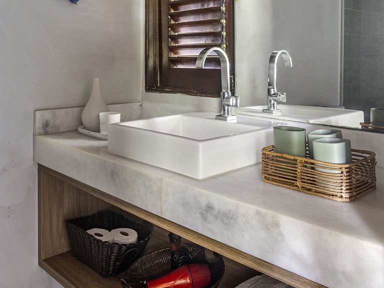 Villa com 8 suítes em Carneiros - Car001