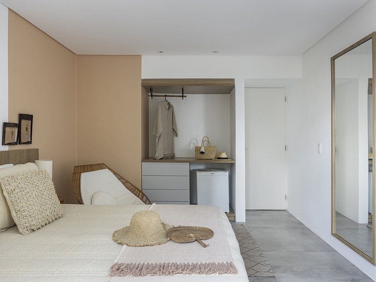 Villa with 8 suites in Carneiros