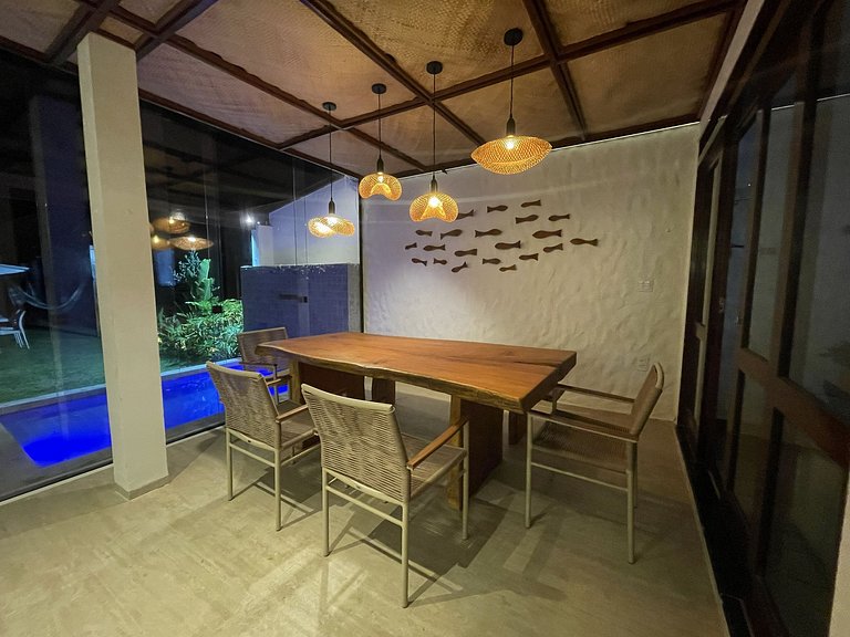 Charming beachfront house in Carneiros