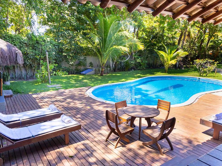 Maison avec 4 suites à Arraial d'Ajuda - Adj010