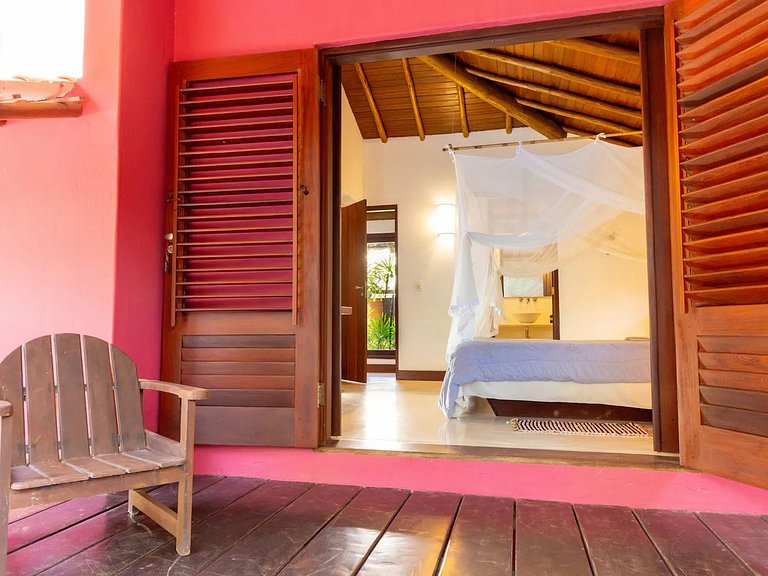 Maison avec 4 suites à Arraial d'Ajuda - Adj010