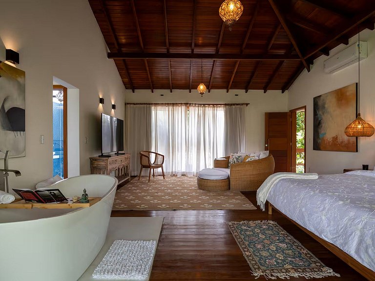 6-suite villa in Arraial D'ajuda