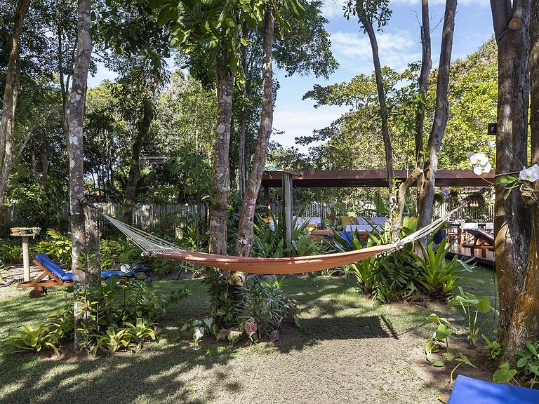 Villa de 6 suites à Arraial D'ajuda - Adj011