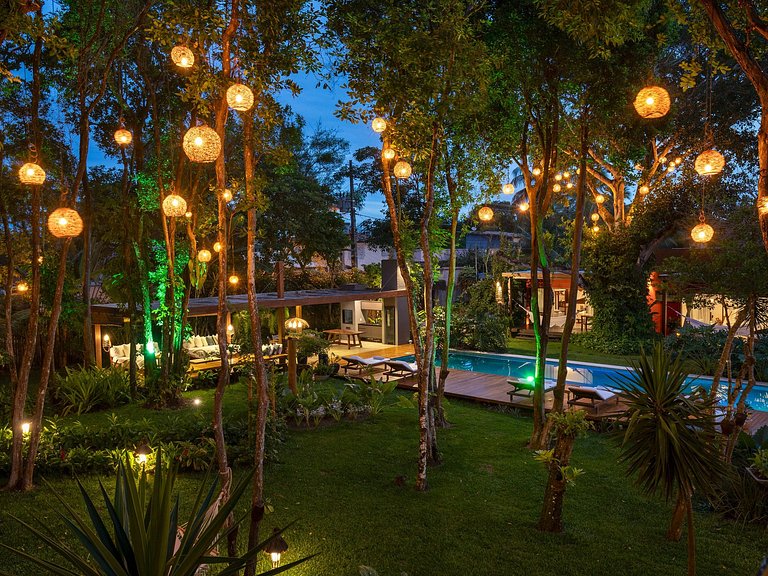 Villa de 6 suites à Arraial D'ajuda - Adj011