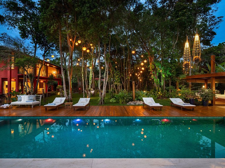 Villa de 6 suites à Arraial D'ajuda - Adj011