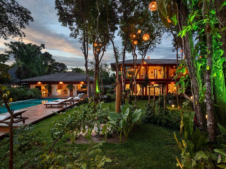 Villa de 6 suites en Arraial D'ajuda - Adj011