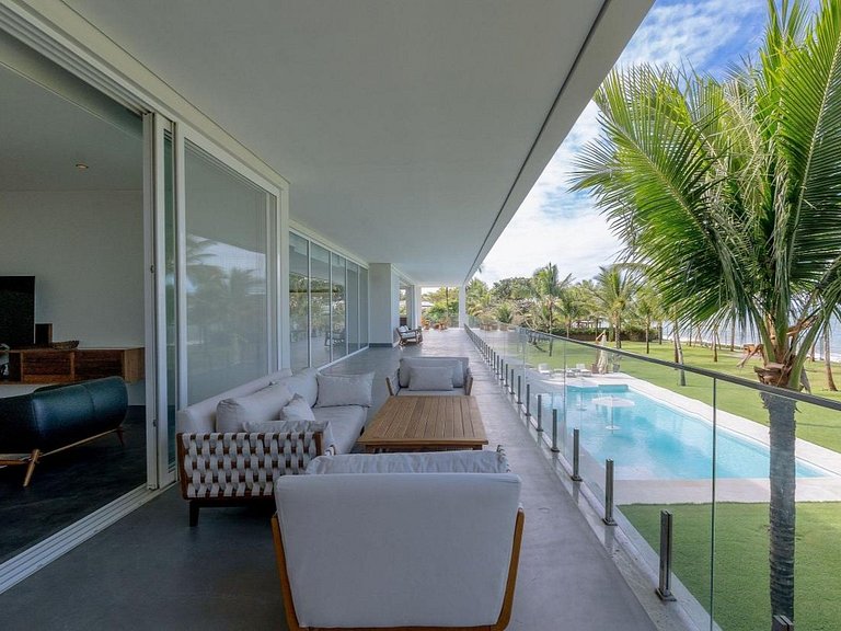 12-suite villa in Arraial d'Ajuda - Adj013