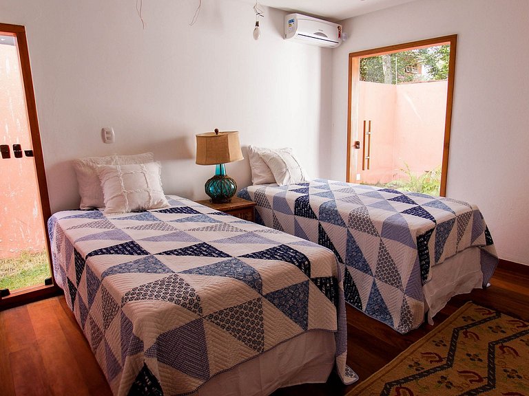 Casa con sei suite ad Arraial D'Ajuda - Adj012