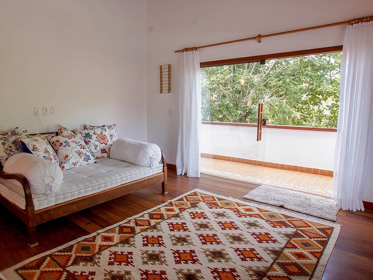 Six-suite house in Arraial D'Ajuda
