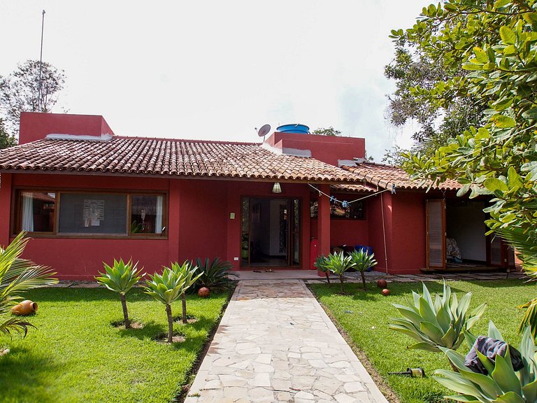 Casa de seis suites en Arraial D'Ajuda - Adj012