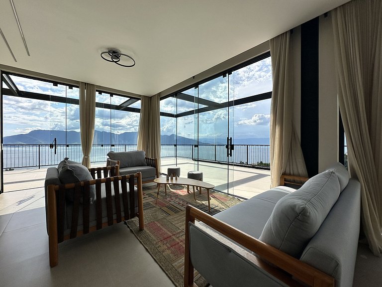Villa de 6 suites con piscina en Ilhabela