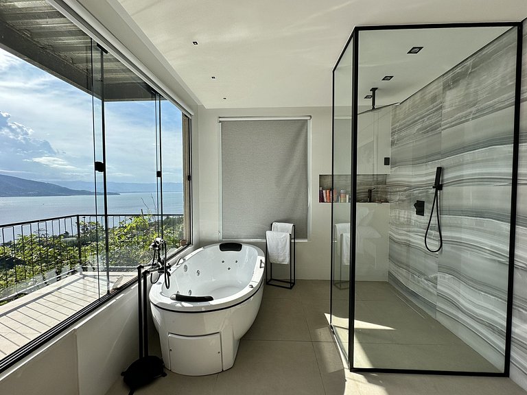 6-suite villa with pool in Ilhabela - Ilb004