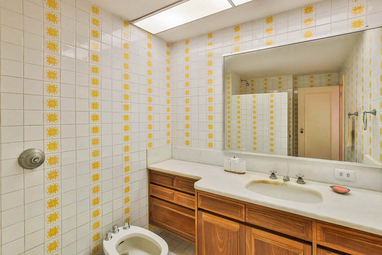 Apartamento clássico de 5 quartos no Arpoador