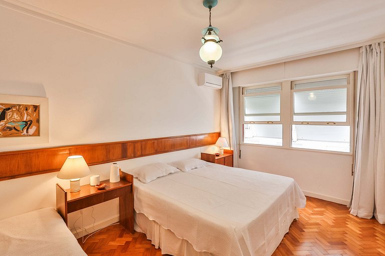 Apartamento clássico de 5 quartos no Arpoador