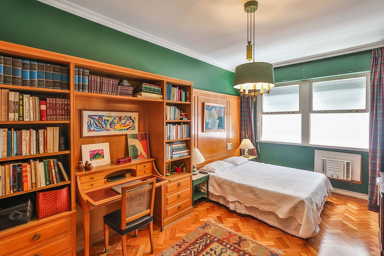 5-bedroom apartment with ocean view in Arpoador - Arp001