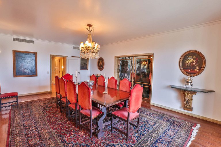 Appartement classique de 5 chambres à Arpoador