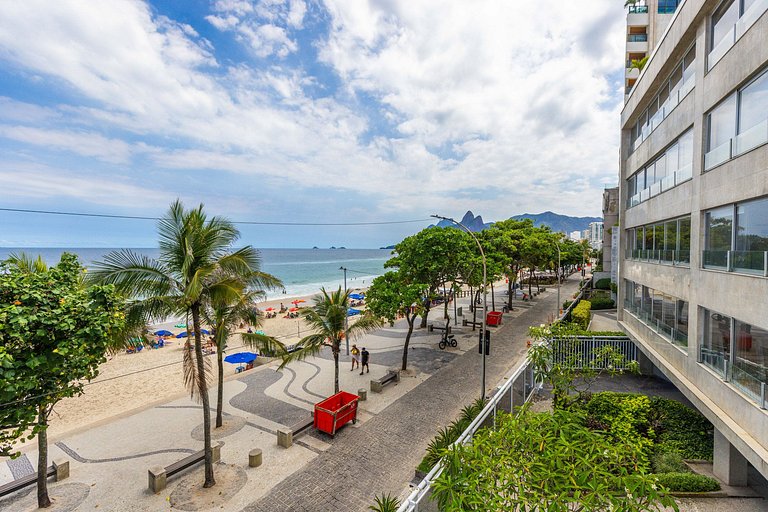 Apartamento de 5 quartos e vista do mar no Arpoador - Arp001