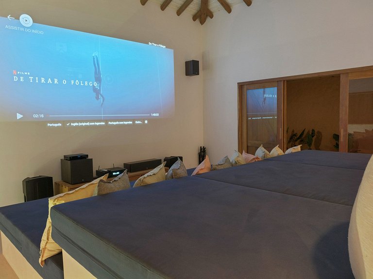 Villa with pool in Serra Grande