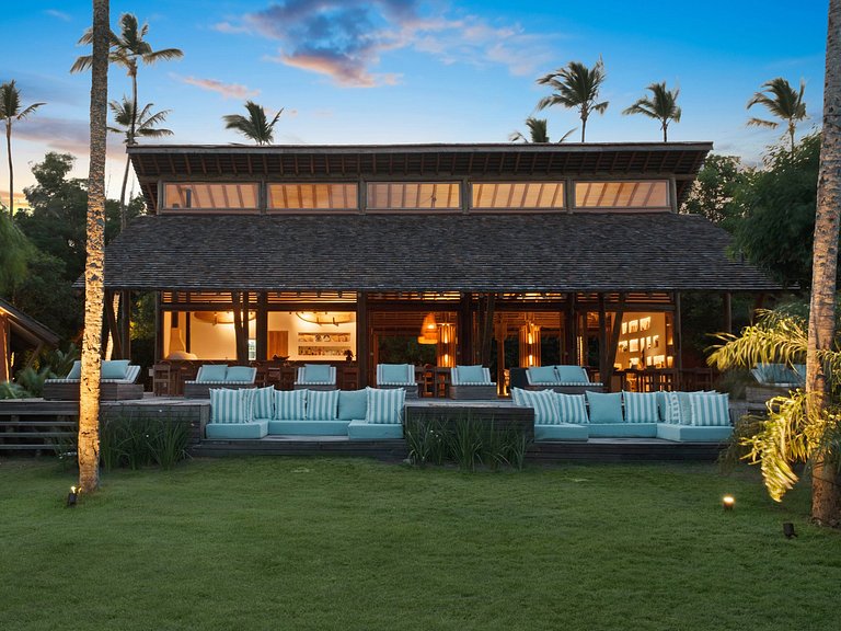 Villa with pool in Serra Grande