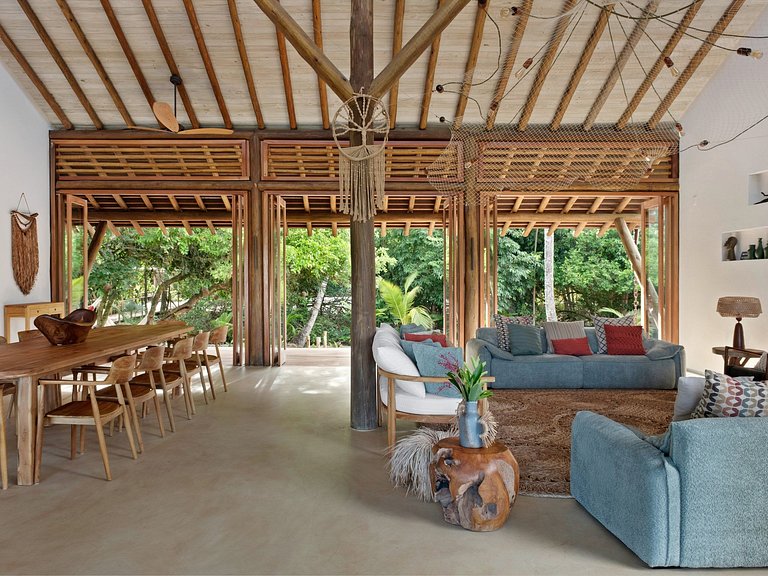 Villa with pool in Serra Grande