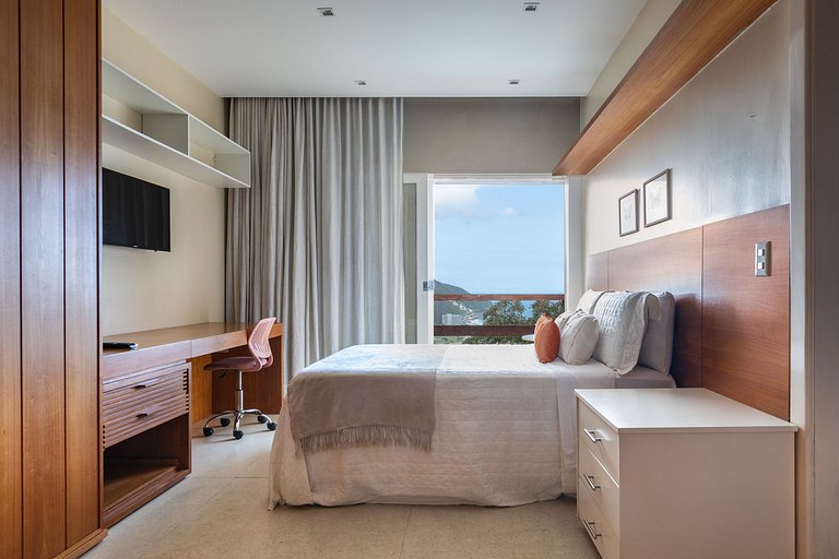 Hermosa villa con piscina en São Conrado - Sco015