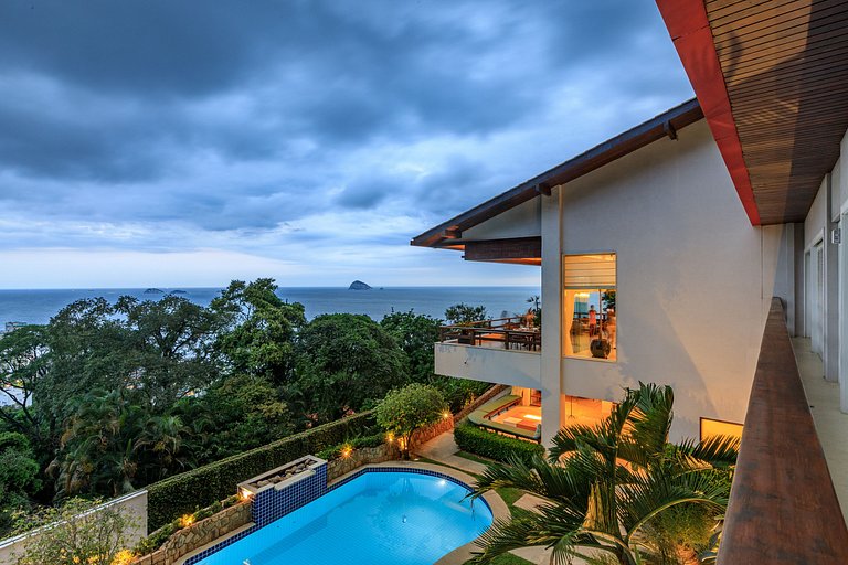 Splendida villa con piscina a São Conrado