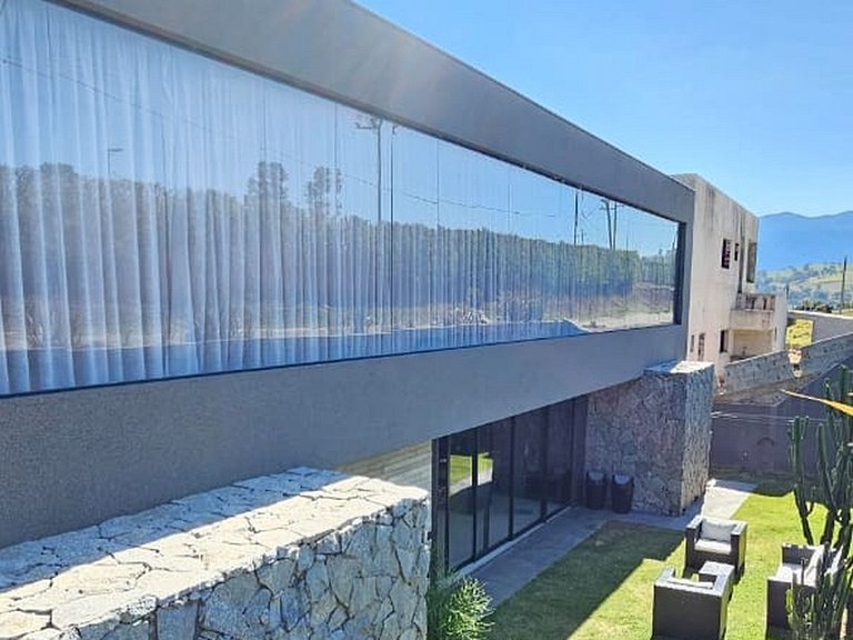 Villa de 6 suites à Bragança Paulista - Bra001