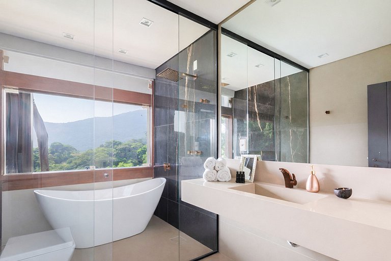 Villa immerse in nature at Itanhangá - Itg001