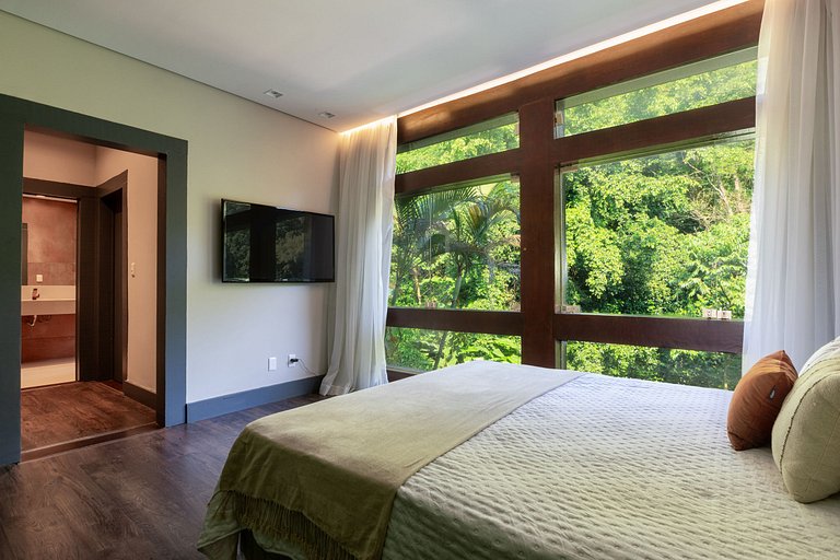 Villa immerse in nature at Itanhangá - Itg001