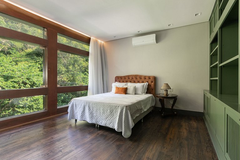 Villa immerse in nature at Itanhangá - Itg001