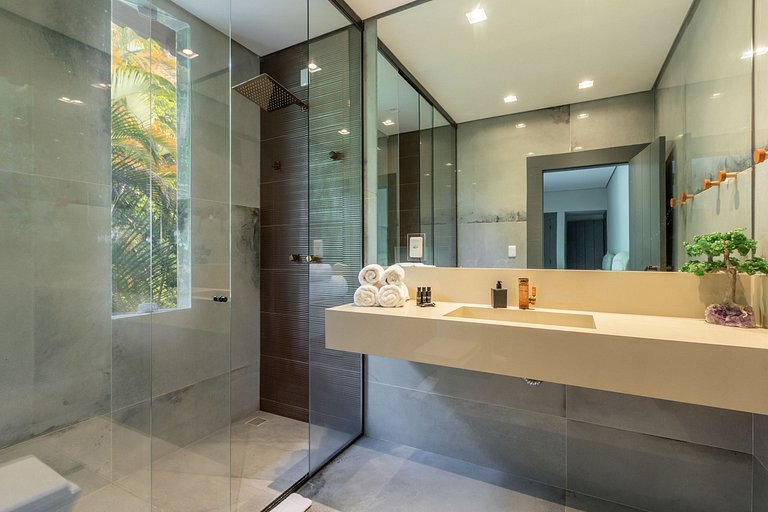 Villa Immersa nella Natura a Itanhangá - Itg001