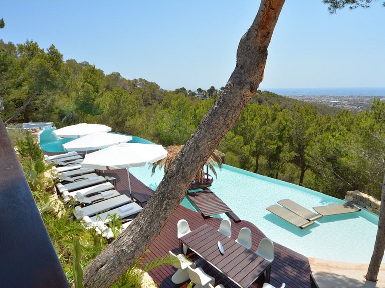 Superbe villa de 8 suites à Ibiza