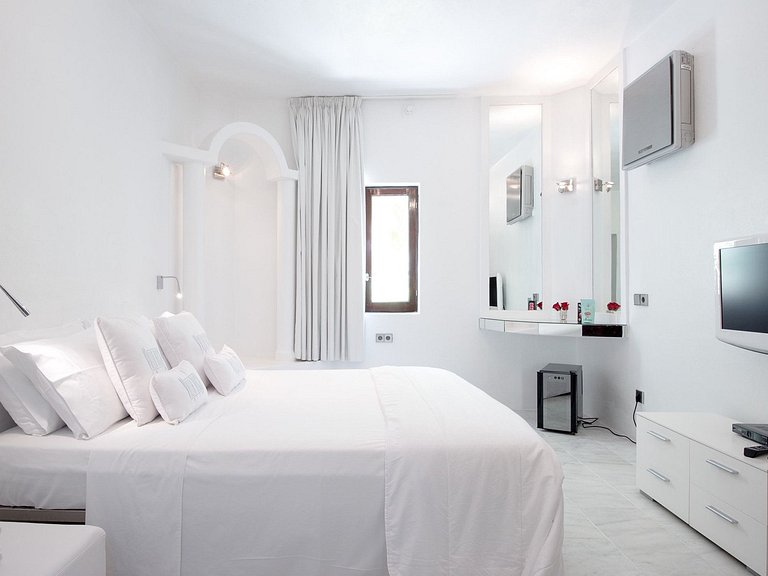 Charmante villa de 5 suites à Ibiza